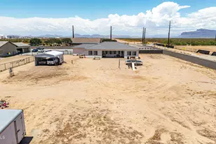 1789 E Lobo St, San Tan Valley, AZ 85140 - Photo 73