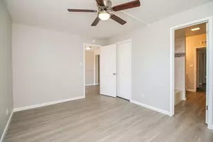 7015 E Wilshire Dr, Scottsdale, AZ 85257 - Photo 7