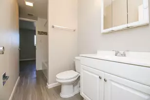 7015 E Wilshire Dr, Scottsdale, AZ 85257 - Photo 9