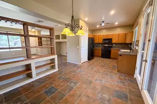 17530 W Cardinal Dr, Goodyear, AZ 85338 - Photo 7
