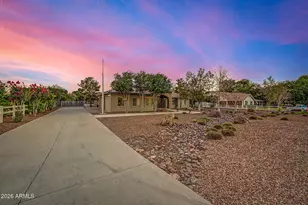 17807 W Stella Ln, Waddell, AZ 85355 - Photo 15