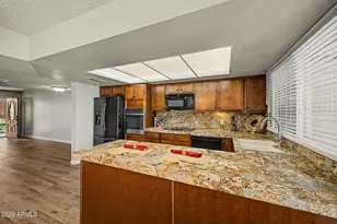 1837 W Stella Ln, Phoenix, AZ 85015 - Photo 13