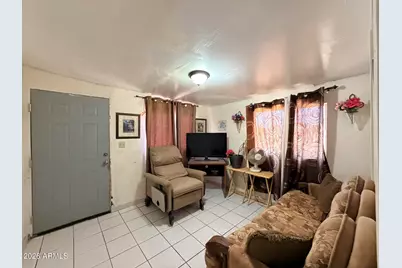 410 W 3rd Place, Eloy, AZ 85131 - Photo 11