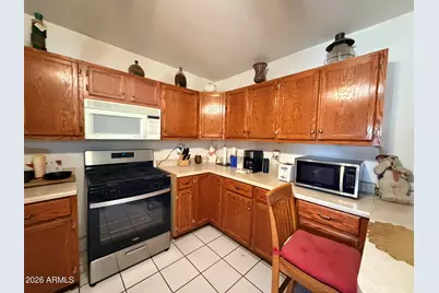 410 W 3rd Place, Eloy, AZ 85131 - Photo 7