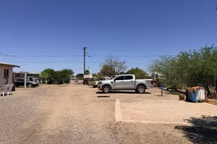 410 W 3rd Pl, Eloy, AZ 85131 - Photo 27