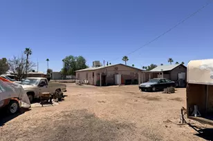 410 W 3rd Pl, Eloy, AZ 85131 - Photo 35