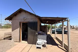 410 W 3rd Pl, Eloy, AZ 85131 - Photo 33
