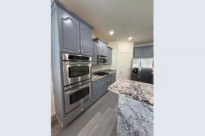 20652 N Donithan Way, Maricopa, AZ 85138 - Photo 3