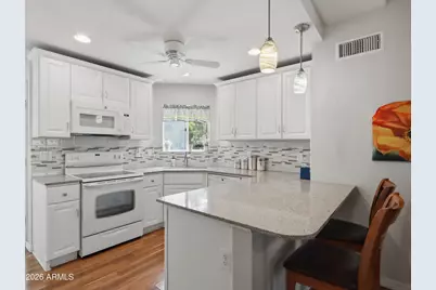 903 W Glendale Avenue #8, Phoenix, AZ 85021 - Photo 11