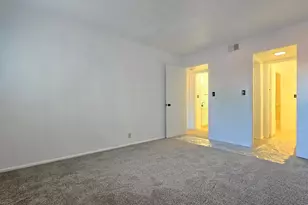 4917 N 73rd St, Scottsdale, AZ 85251 - Photo 9