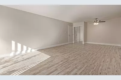 3825 E Camelback Road #Unit 137, Phoenix, AZ 85018 - Photo 3