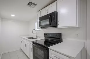 2721 E Willetta St, Phoenix, AZ 85008 - Photo 7