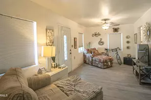 1613 S 5th St, Phoenix, AZ 85004 - Photo 3