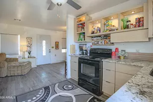 1613 S 5th St, Phoenix, AZ 85004 - Photo 13