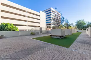 2211 E Camelback Rd, Phoenix, AZ 85016 - Photo 31