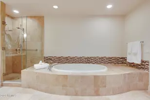 2211 E Camelback Rd, Phoenix, AZ 85016 - Photo 21