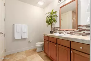 2211 E Camelback Rd, Phoenix, AZ 85016 - Photo 25