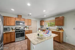 10622 W Angels Ln, Peoria, AZ 85383 - Photo 9