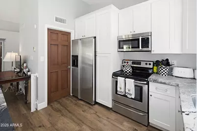 4127 E Becker Lane, Phoenix, AZ 85028 - Photo 17