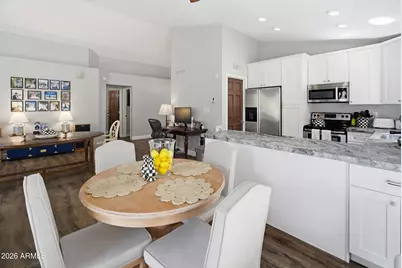 4127 E Becker Lane, Phoenix, AZ 85028 - Photo 15