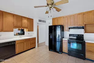 7538 E Kimsey Ln, Scottsdale, AZ 85257 - Photo 9