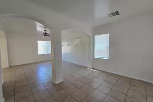 3918 W Park St, Phoenix, AZ 85041 - Photo 3
