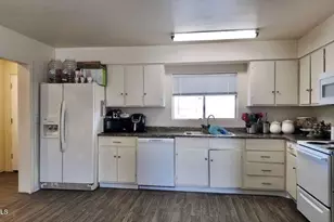 7136 W Lewis Ave, Phoenix, AZ 85035 - Photo 3
