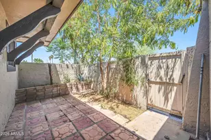 830 S Dobson Rd, Mesa, AZ 85202 - Photo 21