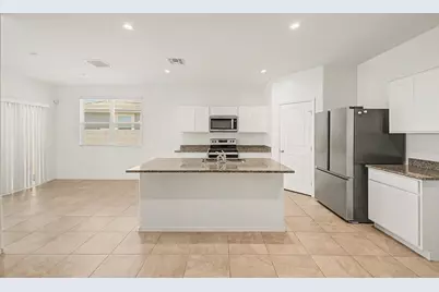 1566 E Fletcher Drive, Casa Grande, AZ 85122 - Photo 9