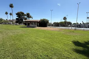 10849 N 45th Pl, Phoenix, AZ 85028 - Photo 25