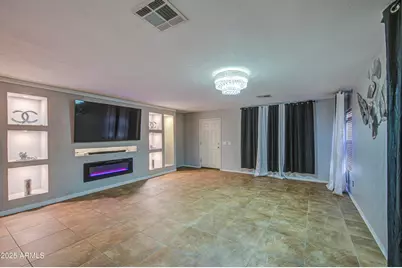 10817 W Pierson Street, Phoenix, AZ 85037 - Photo 5