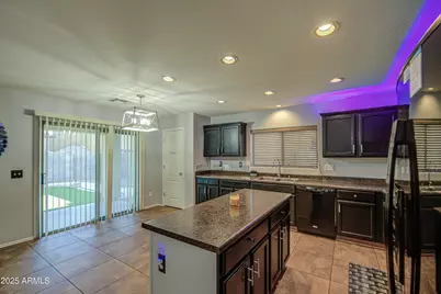 10817 W Pierson Street, Phoenix, AZ 85037 - Photo 9