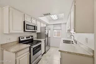 4540 N 44th St, Phoenix, AZ 85018 - Photo 7