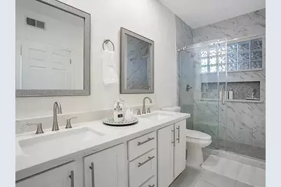 5249 E Shea Boulevard #Unit 115, Scottsdale, AZ 85254 - Photo 5