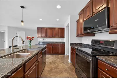 859 W Desert Seasons Drive, San Tan Valley, AZ 85143 - Photo 11