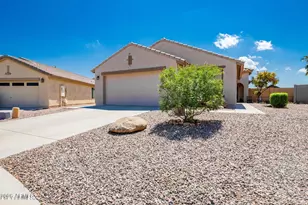 859 W Desert Seasons Dr, San Tan Valley, AZ 85143 - Photo 3