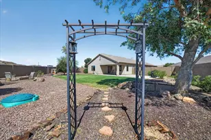 859 W Desert Seasons Dr, San Tan Valley, AZ 85143 - Photo 25