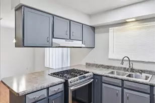 5407 W Monte Vista Rd, Phoenix, AZ 85035 - Photo 7