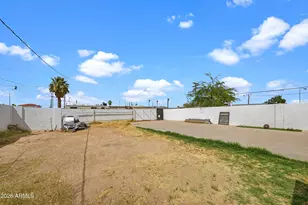 2006 W Monroe St, Phoenix, AZ 85009 - Photo 39
