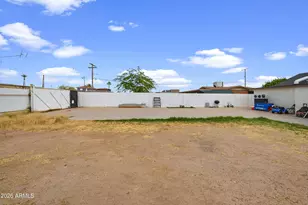 2006 W Monroe St, Phoenix, AZ 85009 - Photo 37