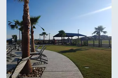 8746 W Solano Drive, Glendale, AZ 85305 - Photo 19