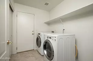 722 W Kelton Ln, Phoenix, AZ 85023 - Photo 35