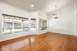 722 W Kelton Ln, Phoenix, AZ 85023 - Photo 5