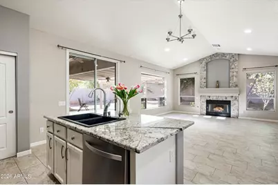 722 W Kelton Lane, Phoenix, AZ 85023 - Photo 17