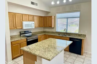 1230 E Captain Dreyfus Avenue, Phoenix, AZ 85022 - Photo 3