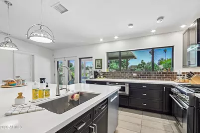 7001 E Dreyfus Avenue, Scottsdale, AZ 85254 - Photo 17