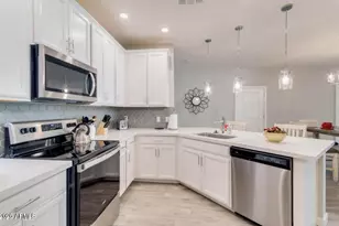 2511 W Queen Creek Rd, Chandler, AZ 85248 - Photo 1