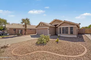 1820 S Brighton Cir, Mesa, AZ 85209 - Photo 3