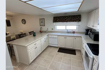 26214 S Glenburn Drive, Sun Lakes, AZ 85248 - Photo 7
