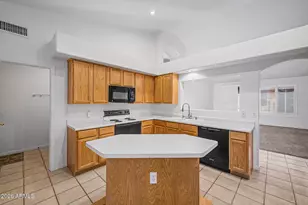 260 S Yale Ct, Gilbert, AZ 85296 - Photo 19
